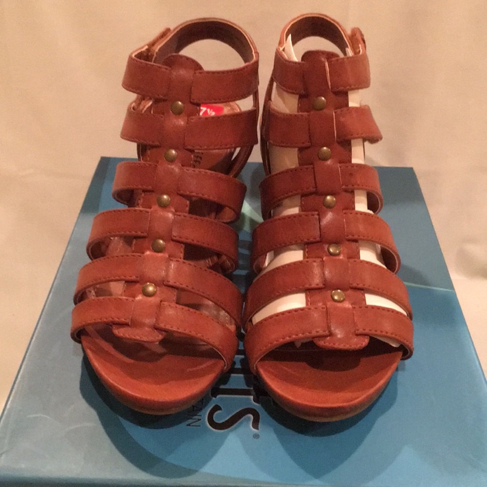 NEW CLIFFS BY WHITE MOUNTAIN Vivaldi' Women's Wedg
